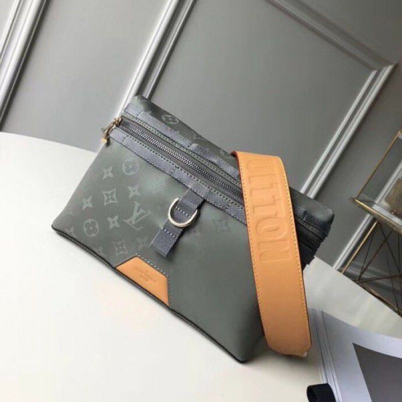 Messenger PM Monogram Titanium M43889